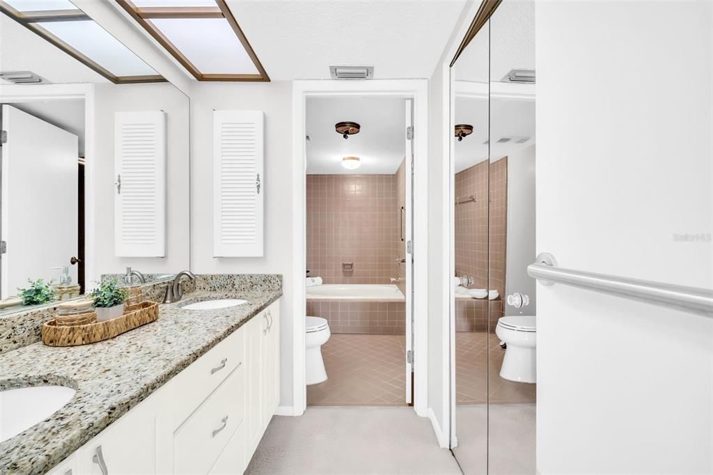 For Sale: $615,000 (2 beds, 2 baths, 1530 Square Feet)