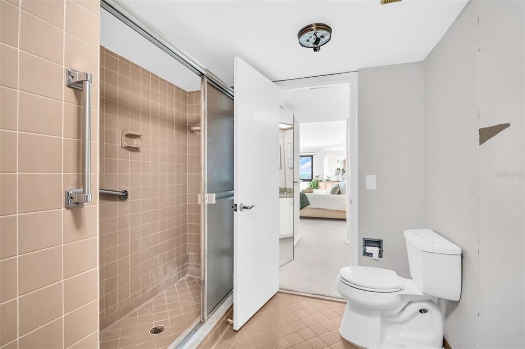 For Sale: $615,000 (2 beds, 2 baths, 1530 Square Feet)