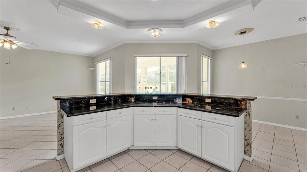 En Venta: $520,000 (5 camas, 3 baños, 2889 Pies cuadrados)