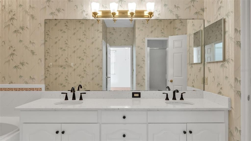 En Venta: $520,000 (5 camas, 3 baños, 2889 Pies cuadrados)