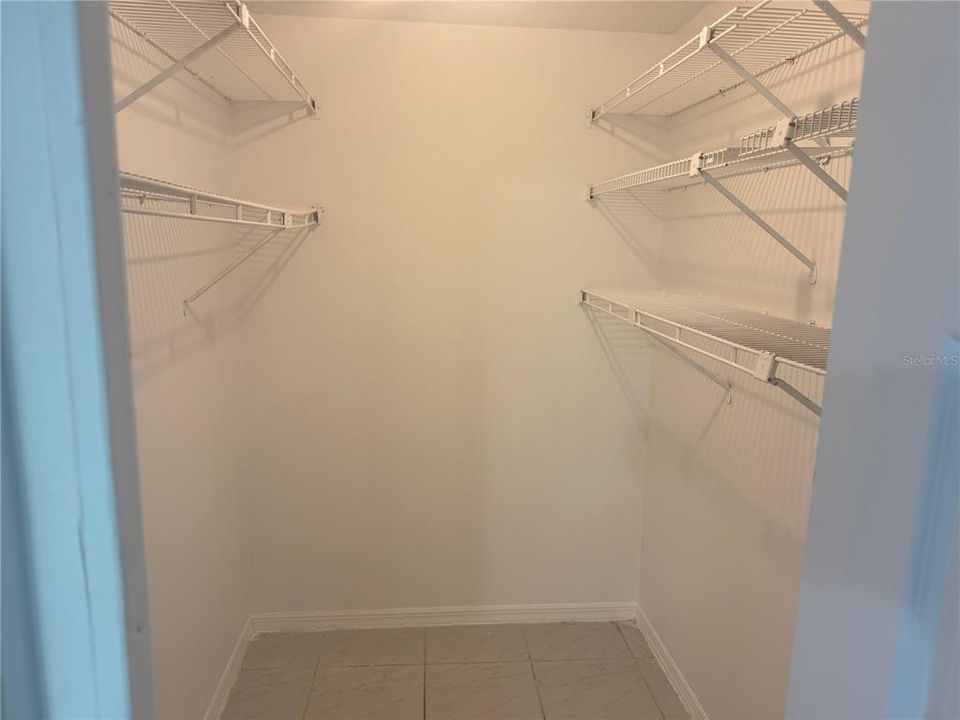 出租: $1,650 (3 贝兹, 2 浴室, 1011 平方英尺)