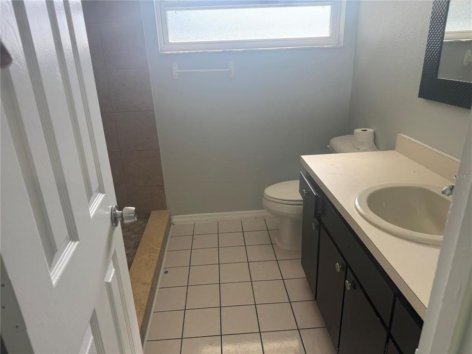 出租: $1,650 (3 贝兹, 2 浴室, 1011 平方英尺)