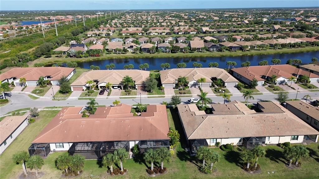 For Sale: $439,900 (2 beds, 2 baths, 1611 Square Feet)