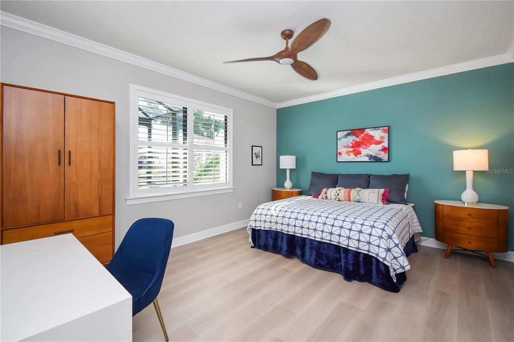 For Sale: $439,900 (2 beds, 2 baths, 1611 Square Feet)