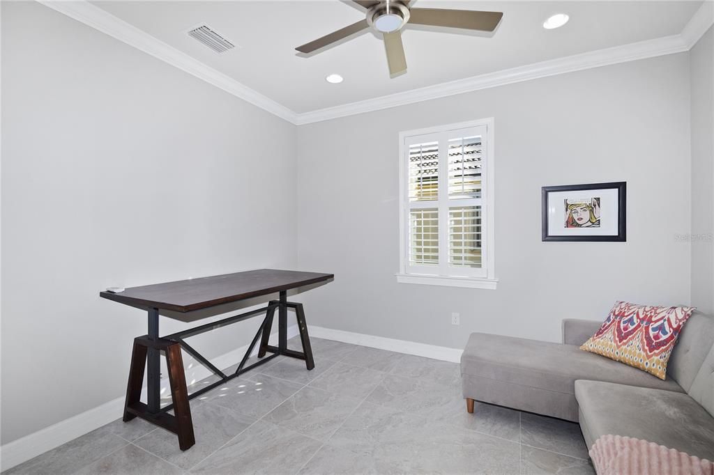 For Sale: $439,900 (2 beds, 2 baths, 1611 Square Feet)