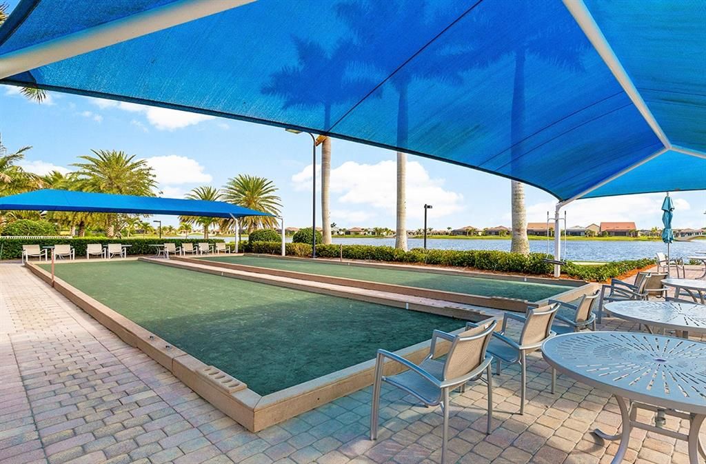 For Sale: $439,900 (2 beds, 2 baths, 1611 Square Feet)