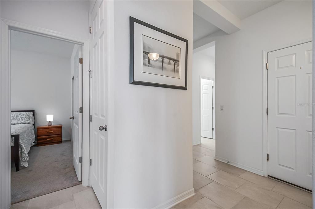 待售: $425,000 (4 贝兹, 2 浴室, 1859 平方英尺)