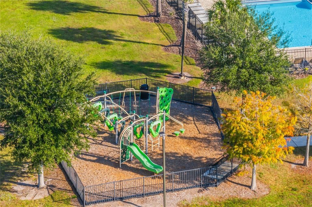 待售: $425,000 (4 贝兹, 2 浴室, 1859 平方英尺)