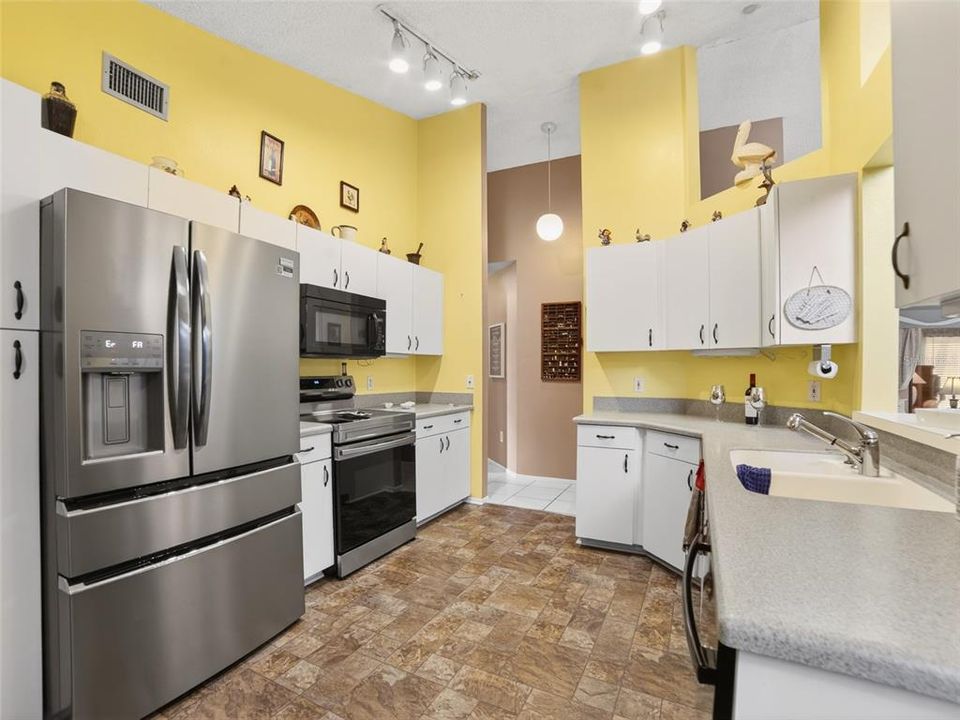 En Venta: $225,000 (2 camas, 2 baños, 1662 Pies cuadrados)