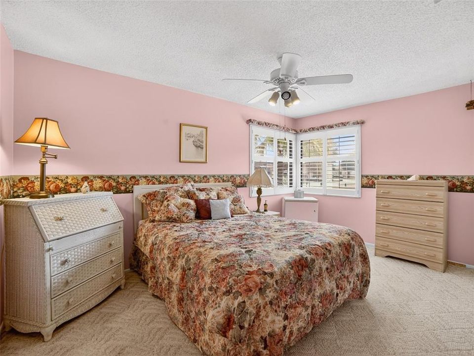 En Venta: $225,000 (2 camas, 2 baños, 1662 Pies cuadrados)