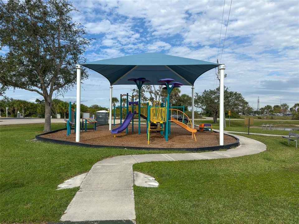 En Venta: $225,000 (2 camas, 2 baños, 1662 Pies cuadrados)