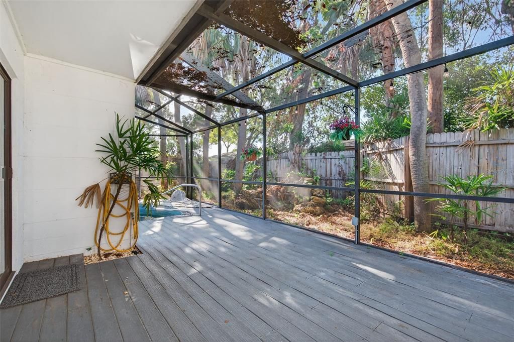 For Sale: $649,000 (5 beds, 4 baths, 2430 Square Feet)