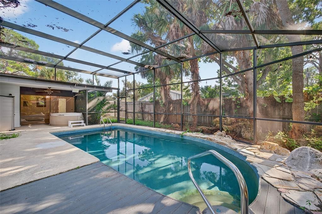 For Sale: $649,000 (5 beds, 4 baths, 2430 Square Feet)