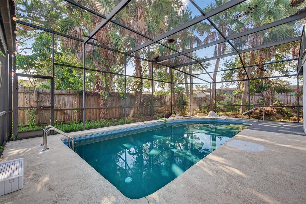 For Sale: $649,000 (5 beds, 4 baths, 2430 Square Feet)