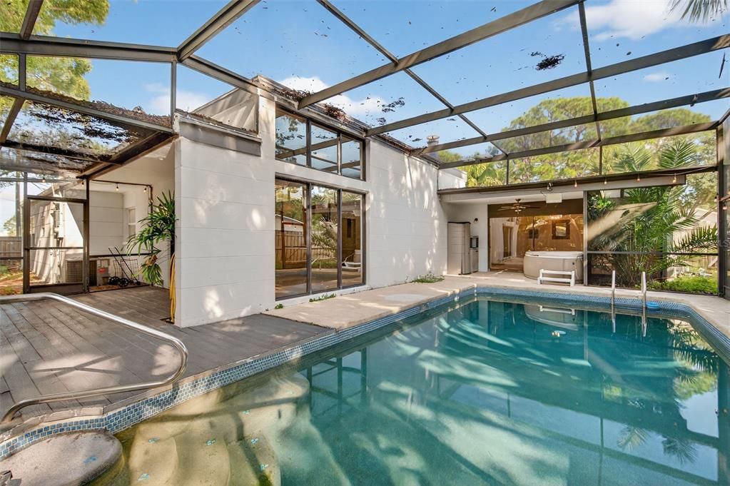 For Sale: $649,000 (5 beds, 4 baths, 2430 Square Feet)