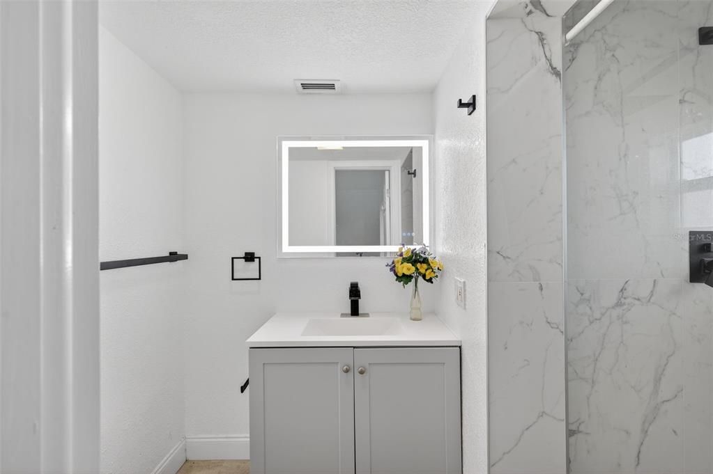 For Sale: $649,000 (5 beds, 4 baths, 2430 Square Feet)