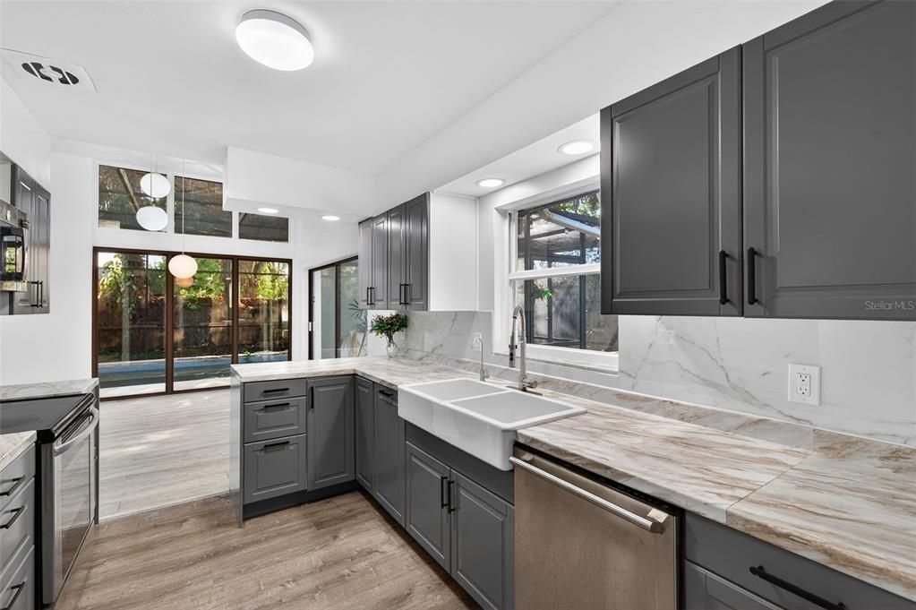 For Sale: $649,000 (5 beds, 4 baths, 2430 Square Feet)