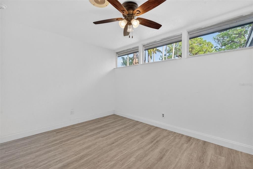 For Sale: $649,000 (5 beds, 4 baths, 2430 Square Feet)