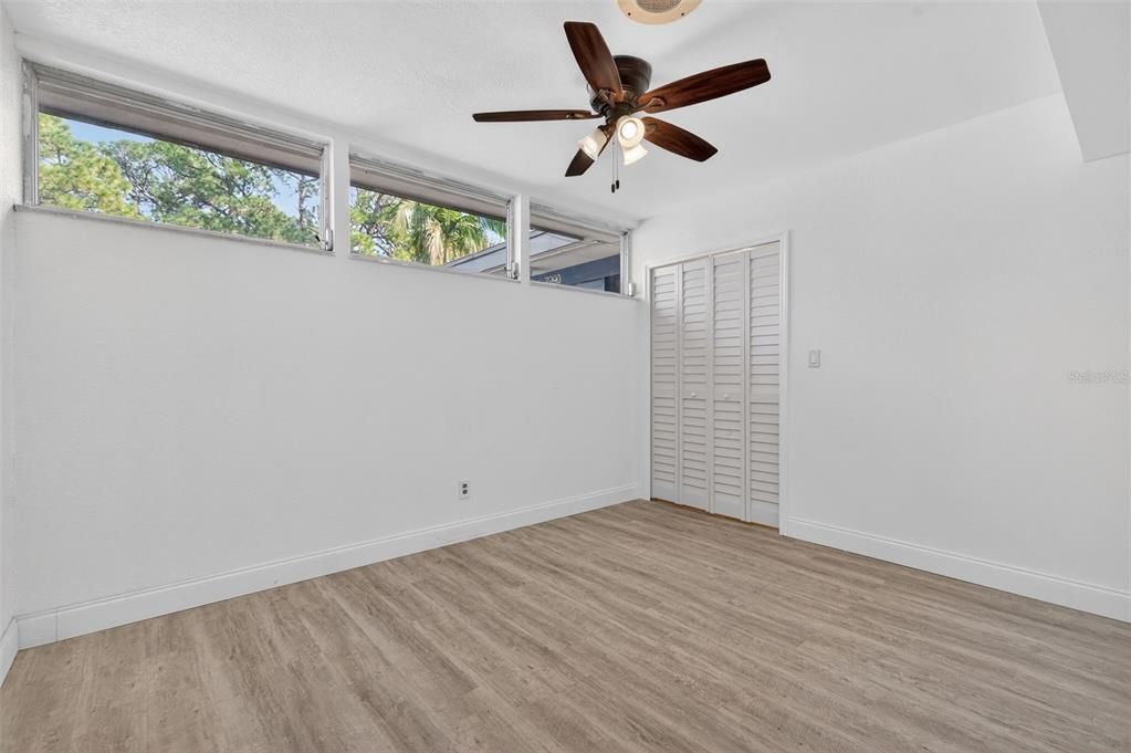 For Sale: $649,000 (5 beds, 4 baths, 2430 Square Feet)