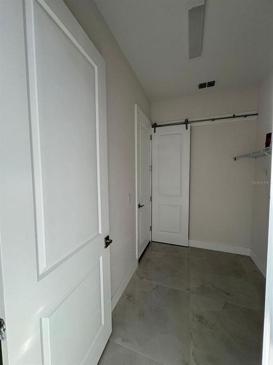 На продажу: $385,000 (3 спален, 2 ванн, 1697 Квадратных фут)