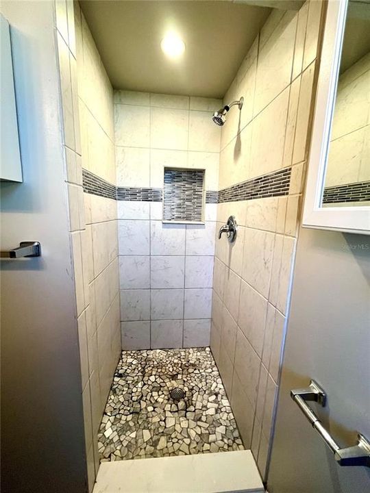 For Rent: $2,300 (3 beds, 2 baths, 1339 Square Feet)