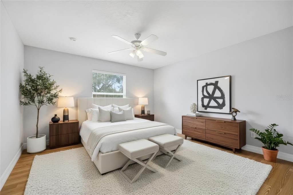 На продажу: $800,000 (6 спален, 3 ванн, 3748 Квадратных фут)