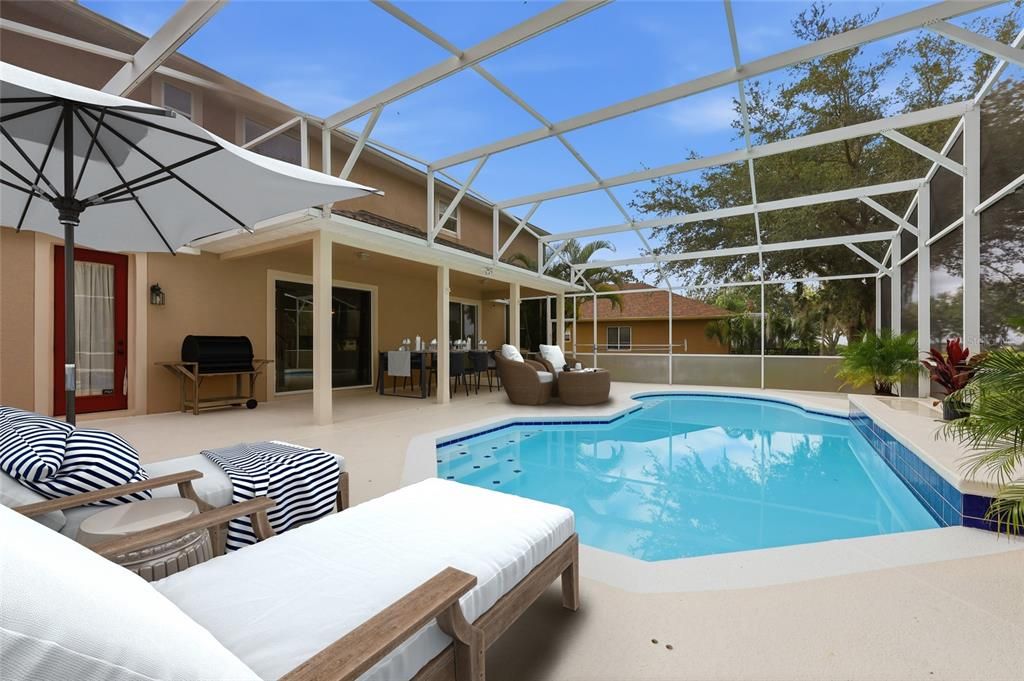 На продажу: $800,000 (6 спален, 3 ванн, 3748 Квадратных фут)