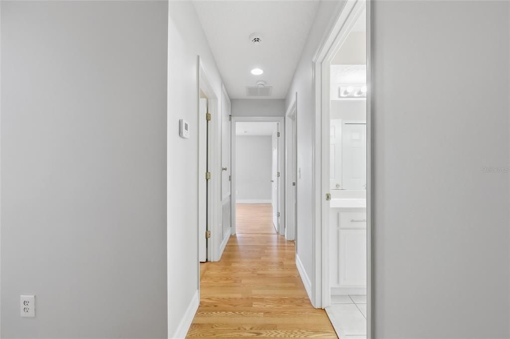 На продажу: $800,000 (6 спален, 3 ванн, 3748 Квадратных фут)