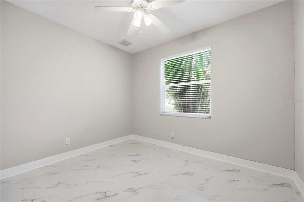 На продажу: $800,000 (6 спален, 3 ванн, 3748 Квадратных фут)