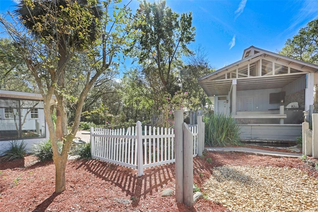 For Rent: $6,000 (4 beds, 2 baths, 2798 Square Feet)