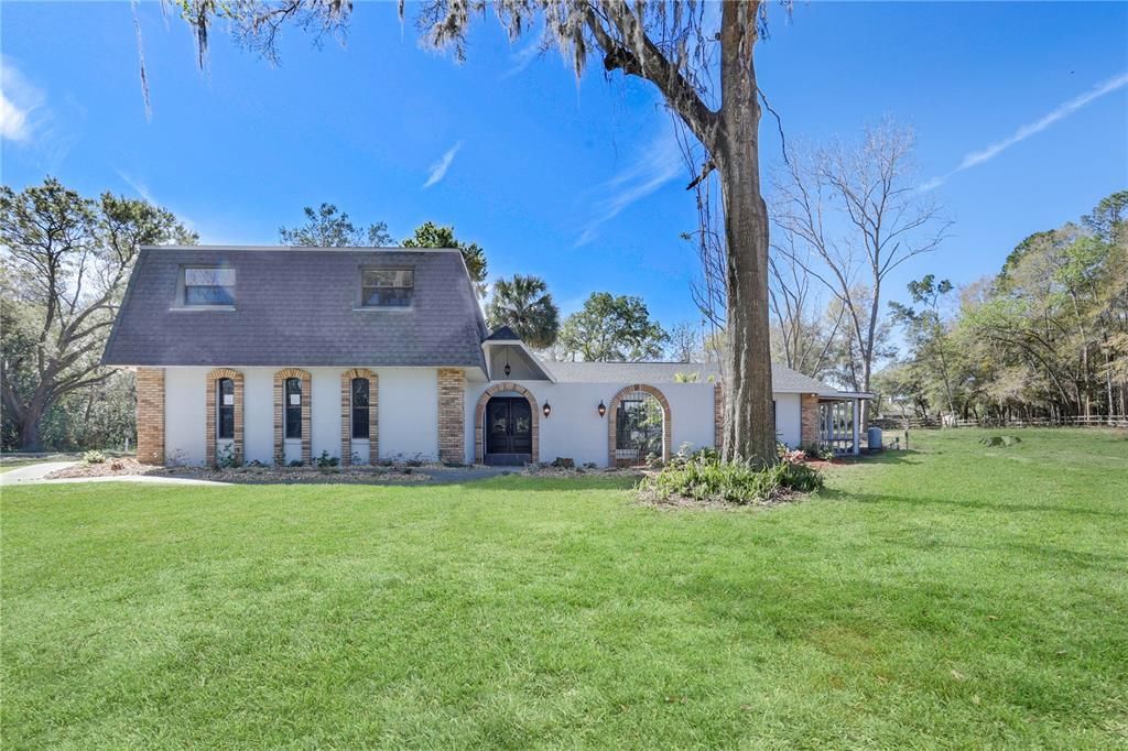 For Rent: $6,000 (4 beds, 2 baths, 2798 Square Feet)