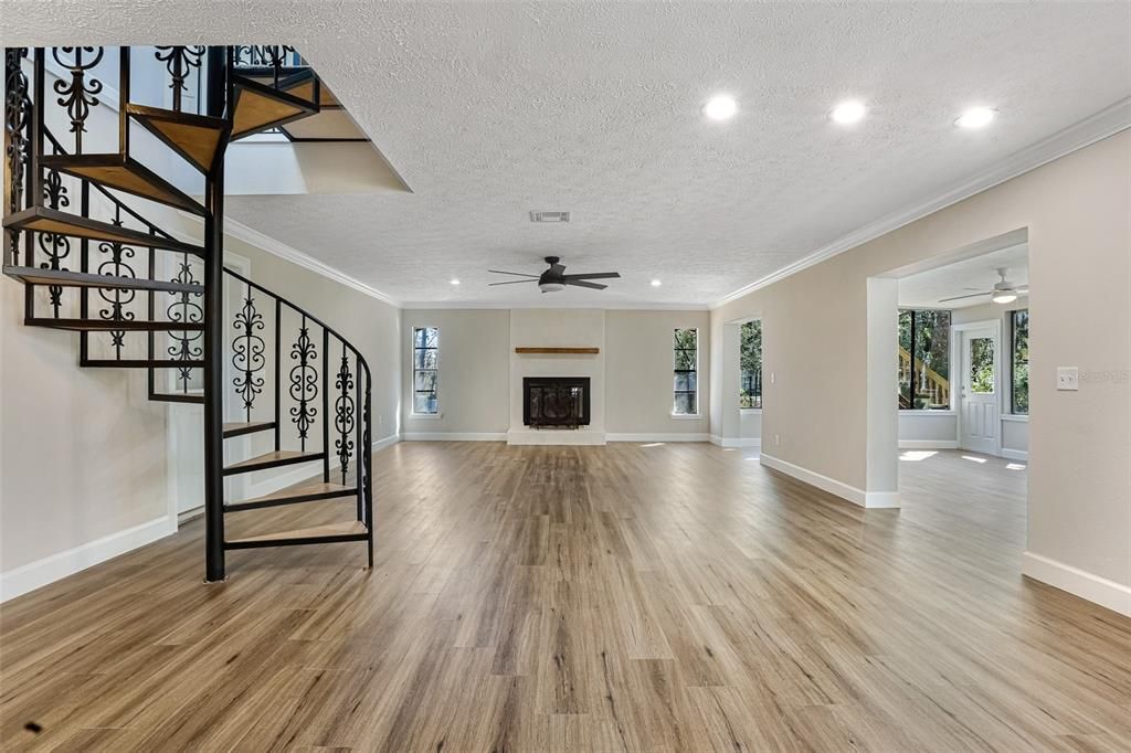 For Rent: $6,000 (4 beds, 2 baths, 2798 Square Feet)