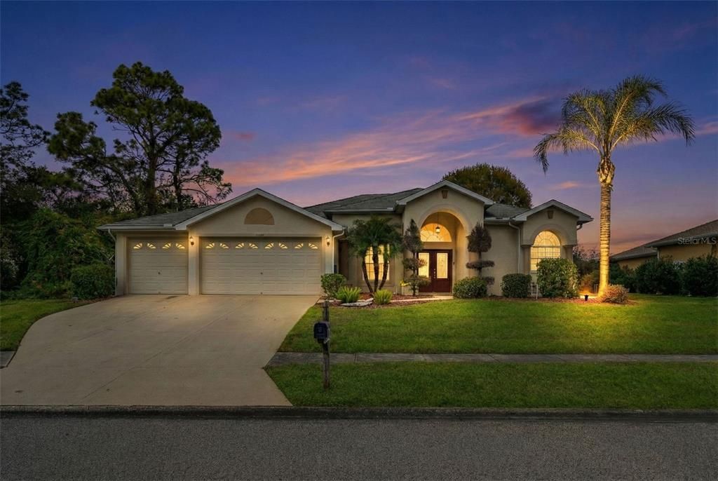 待售: $469,000 (5 贝兹, 3 浴室, 3066 平方英尺)