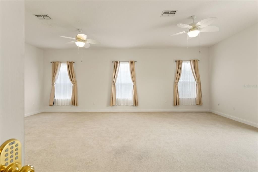 待售: $469,000 (5 贝兹, 3 浴室, 3066 平方英尺)