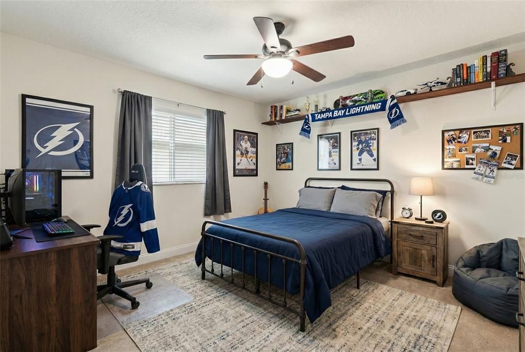 待售: $469,000 (5 贝兹, 3 浴室, 3066 平方英尺)