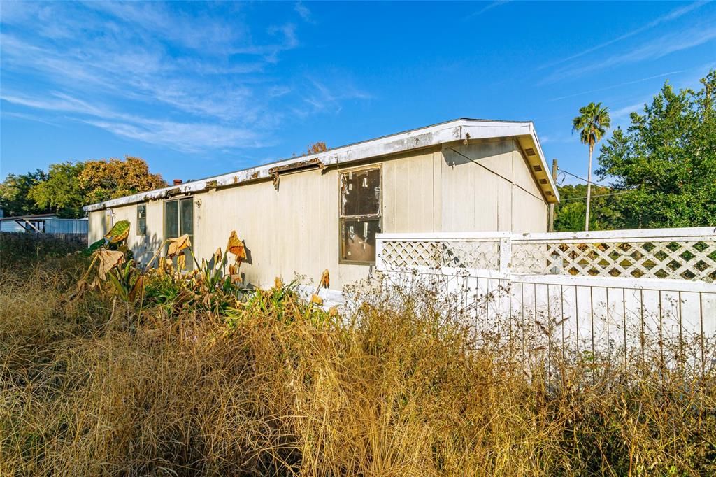 На продажу: $89,000 (3 спален, 2 ванн, 1300 Квадратных фут)