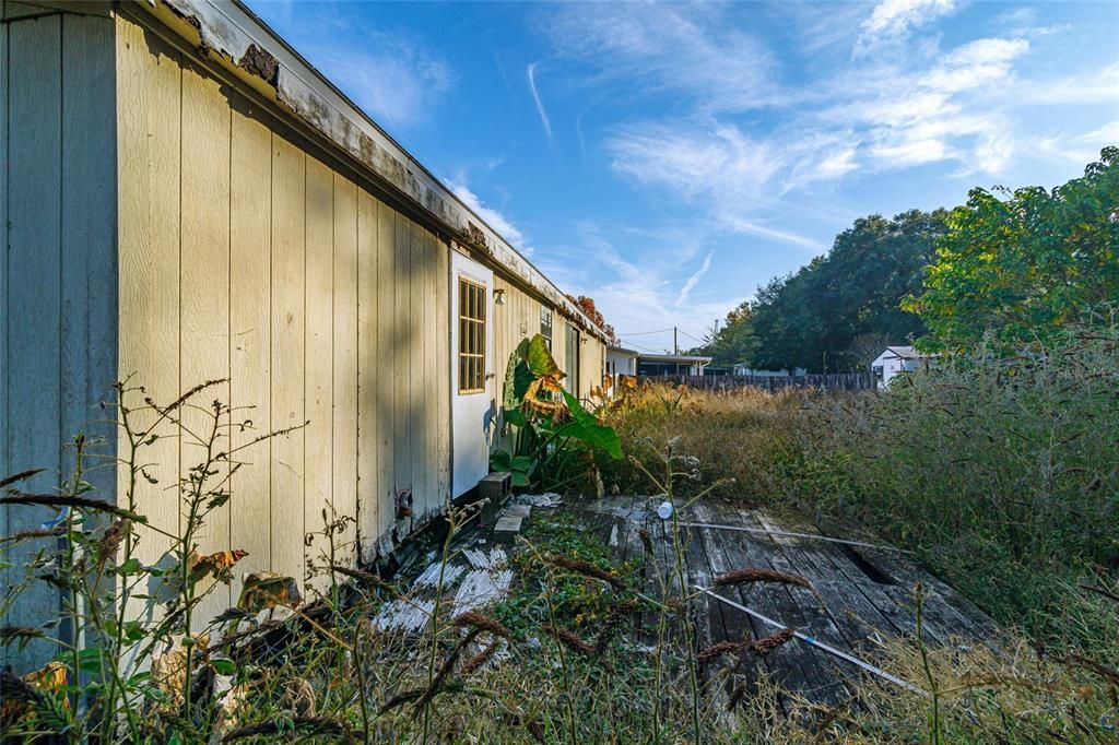 На продажу: $89,000 (3 спален, 2 ванн, 1300 Квадратных фут)