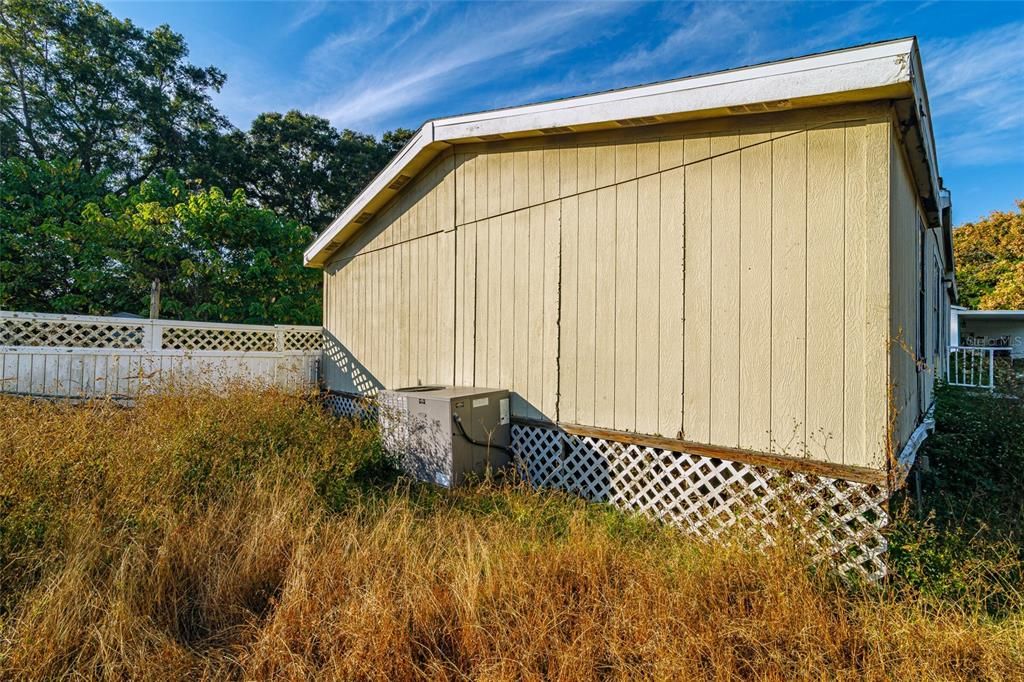 На продажу: $89,000 (3 спален, 2 ванн, 1300 Квадратных фут)