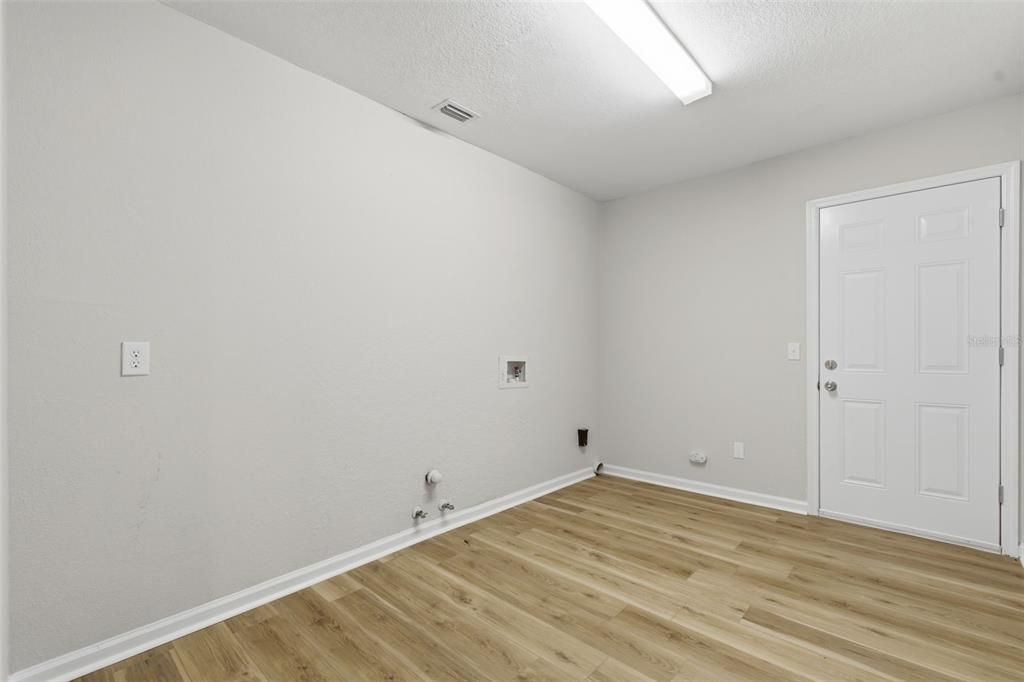 На продажу: $695,000 (4 спален, 3 ванн, 2862 Квадратных фут)