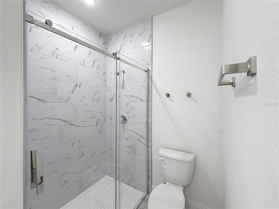 For Sale: $307,000 (4 beds, 3 baths, 1827 Square Feet)