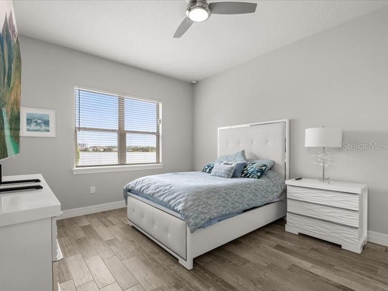 For Sale: $1,695,000 (6 beds, 5 baths, 4931 Square Feet)