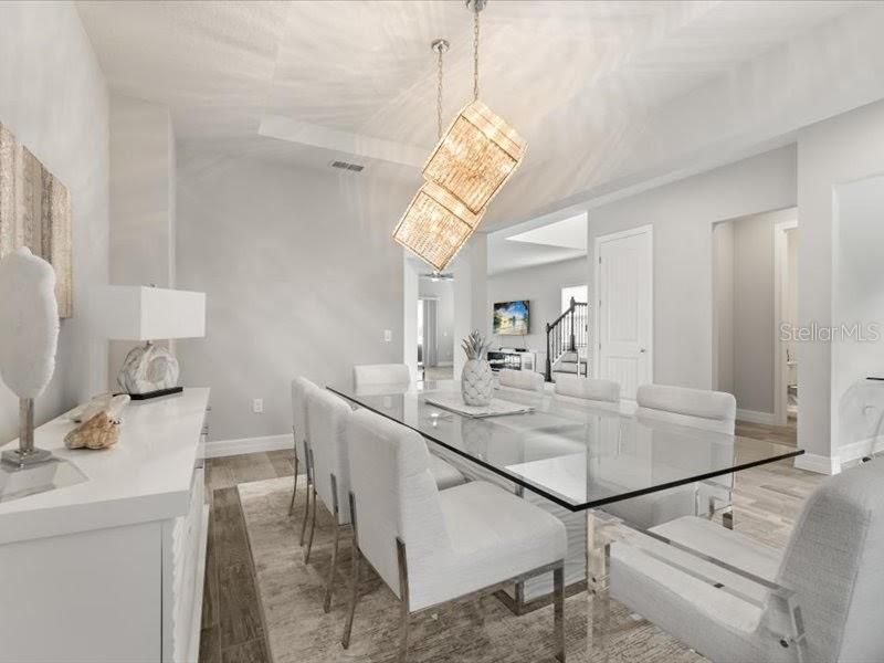 For Sale: $1,695,000 (6 beds, 5 baths, 4931 Square Feet)