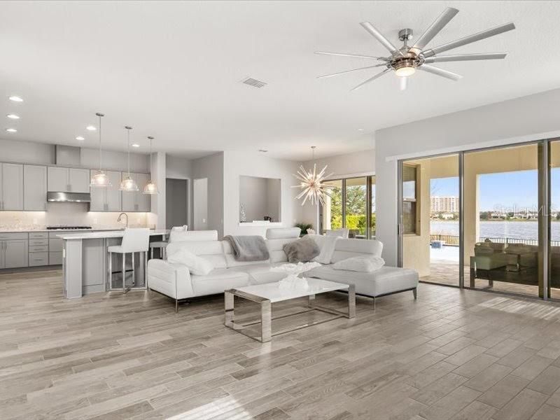 For Sale: $1,695,000 (6 beds, 5 baths, 4931 Square Feet)