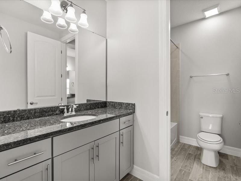 For Sale: $1,695,000 (6 beds, 5 baths, 4931 Square Feet)