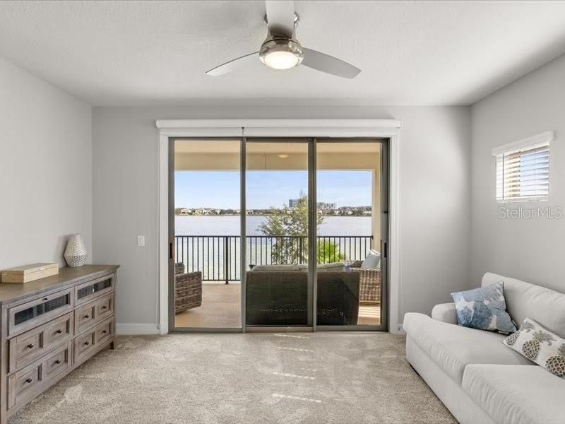 For Sale: $1,695,000 (6 beds, 5 baths, 4931 Square Feet)