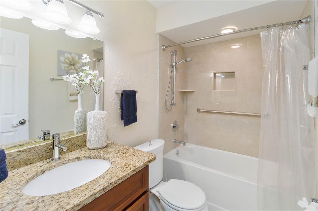 For Sale: $243,000 (3 beds, 2 baths, 1256 Square Feet)