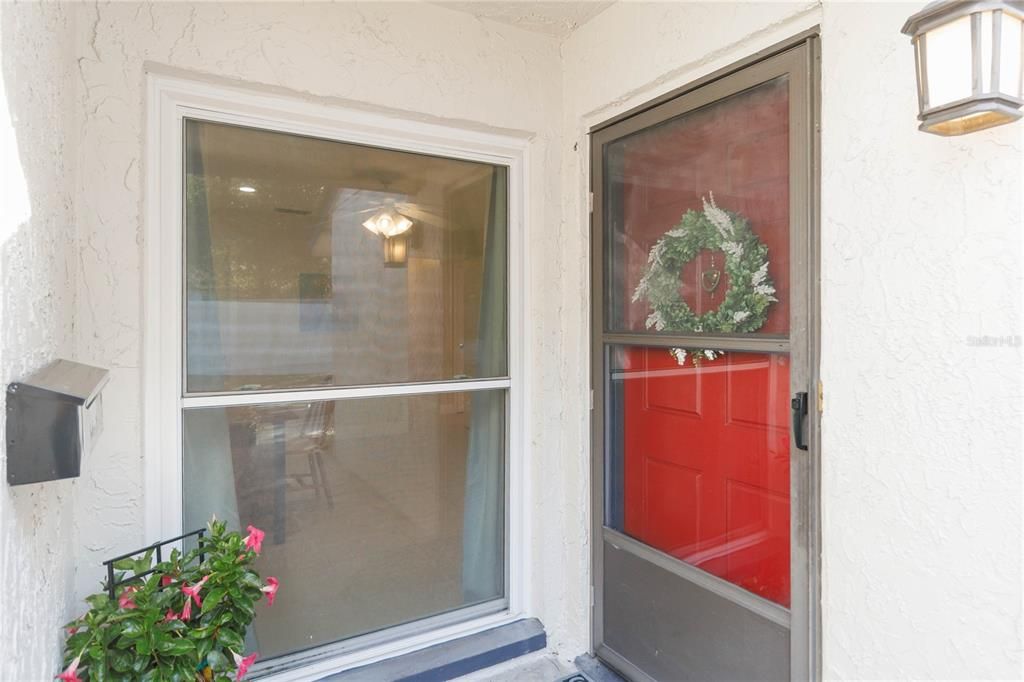 For Sale: $243,000 (3 beds, 2 baths, 1256 Square Feet)