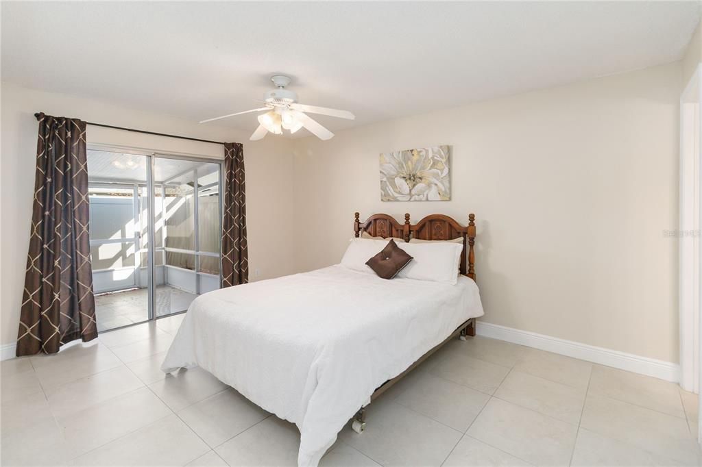 For Sale: $243,000 (3 beds, 2 baths, 1256 Square Feet)