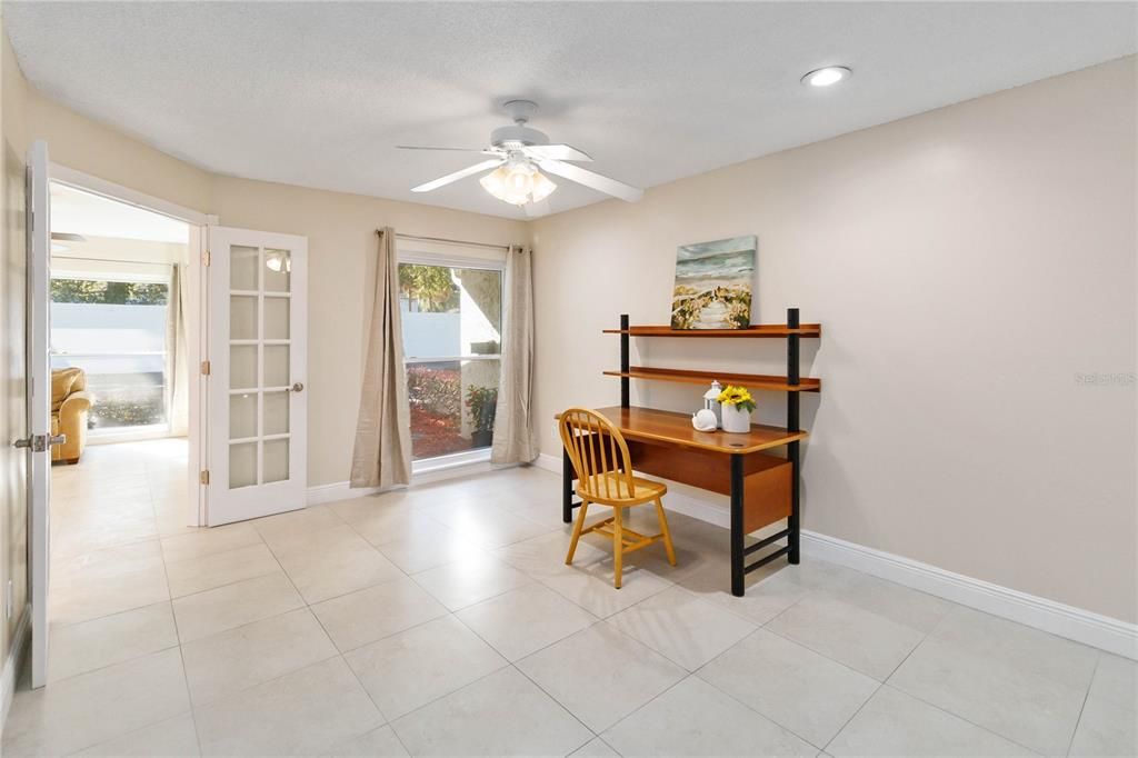 For Sale: $243,000 (3 beds, 2 baths, 1256 Square Feet)