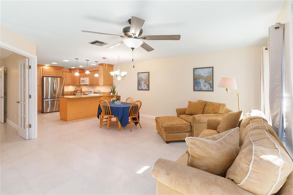 For Sale: $243,000 (3 beds, 2 baths, 1256 Square Feet)